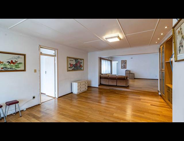 4 BEDROOM HOUSE FOR SALE IN MONDEOR
